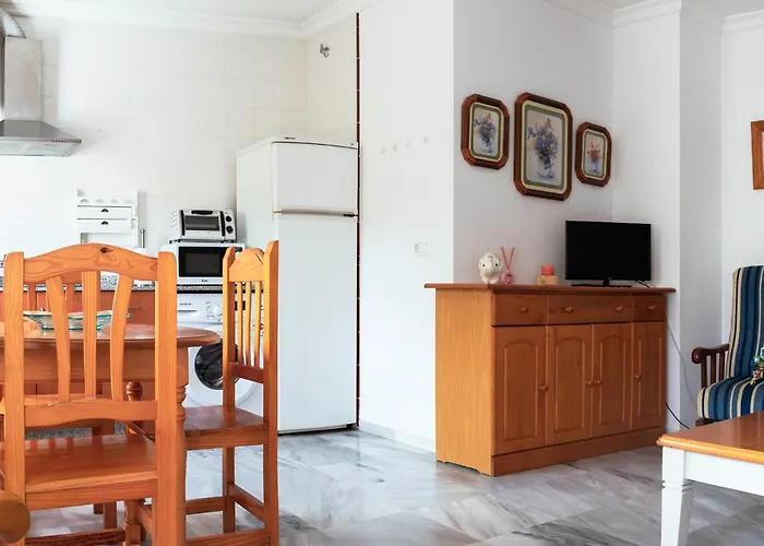 Piso Saturno 1ºd Conil بيت للعطل